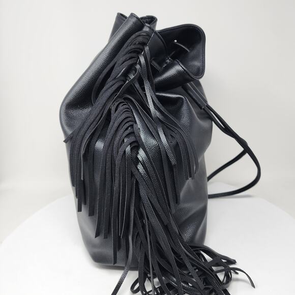 Victoria's Secret Backpack Black Faux Leather Bucket Pouch Fashion Show NWT 2015 - Picture 3 of 9